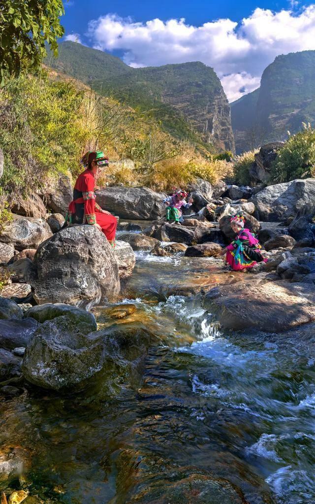 地板冒岩浆无敌版